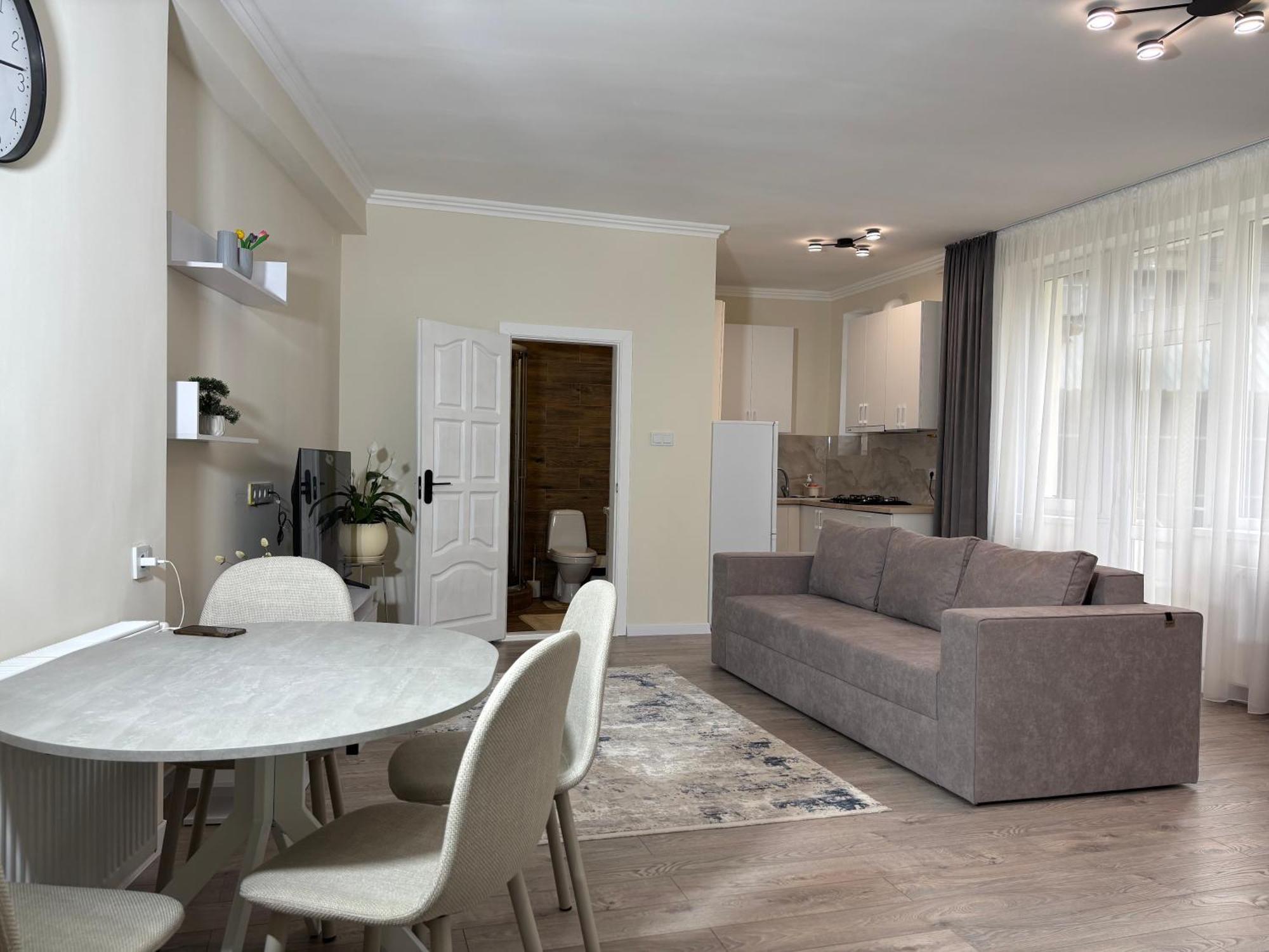 Авіа Apartment Uzhhorod Exterior photo